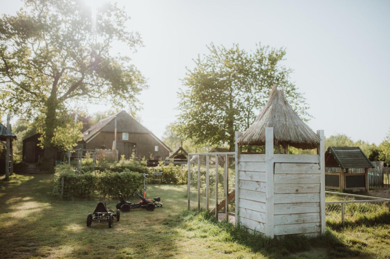 Landhoeve Hotel Oosterwolde  Luaran gambar